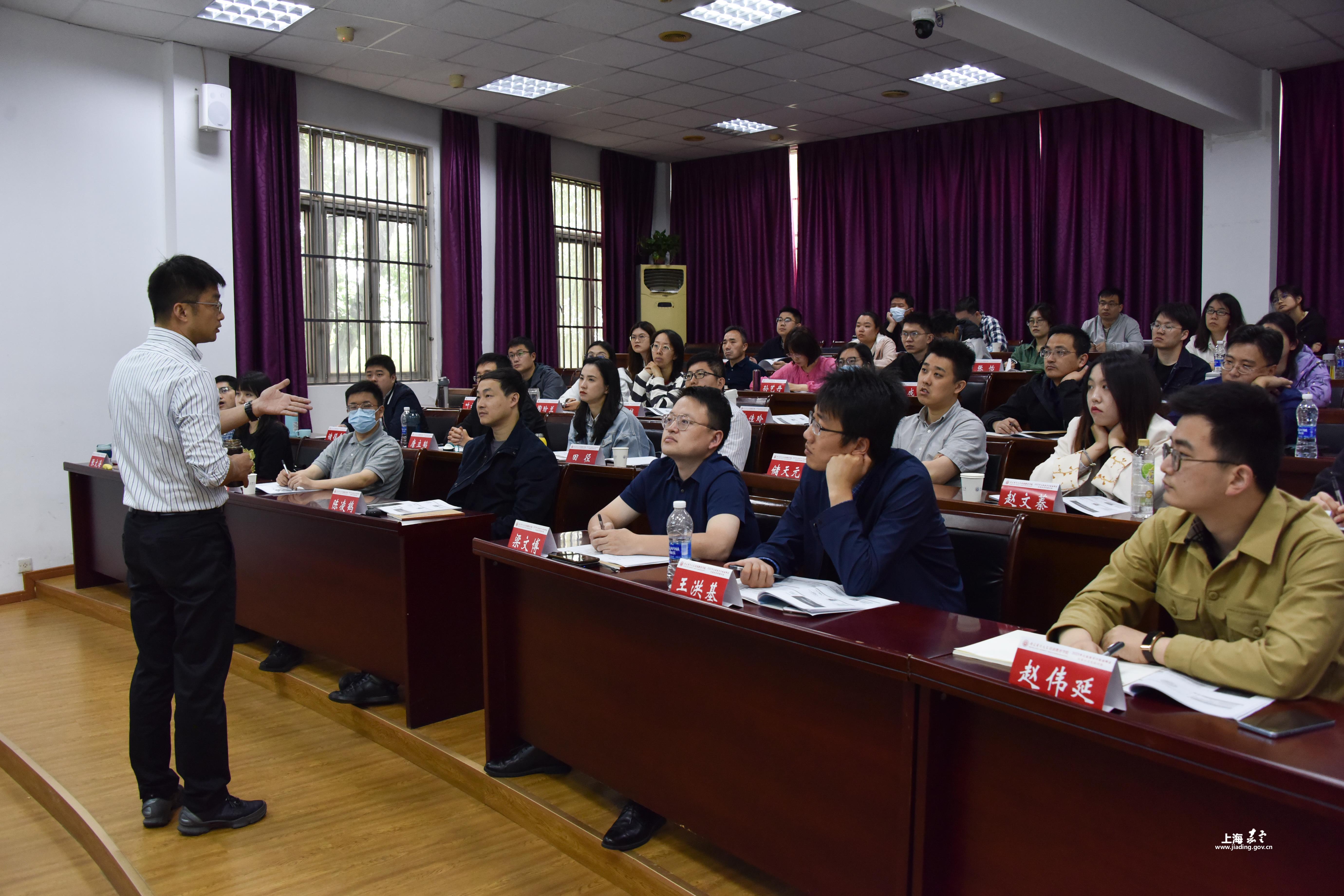 cfe6e42e39ba4faeb984bf27ac2a5223.jpg